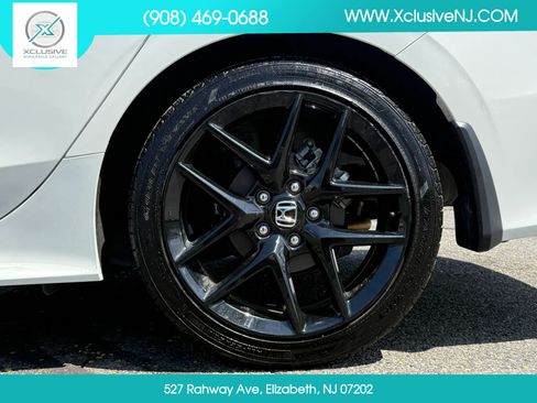 Used 2025 Honda Civic Sport image 29