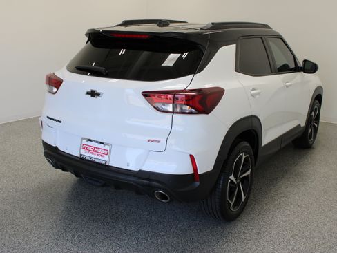 Used 2023 Chevrolet TrailBlazer RS w/ Convenience Package FWD image 7