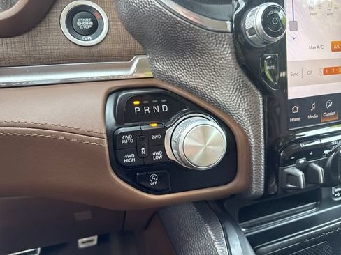 Used 2024 RAM 1500 Limited AWD/4WD image 29