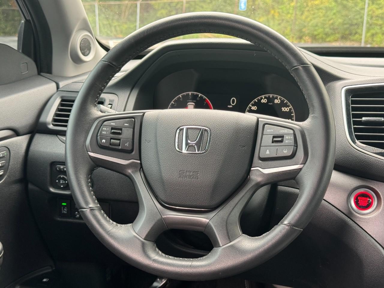 Certified 2025 Honda Ridgeline RTL image 13
