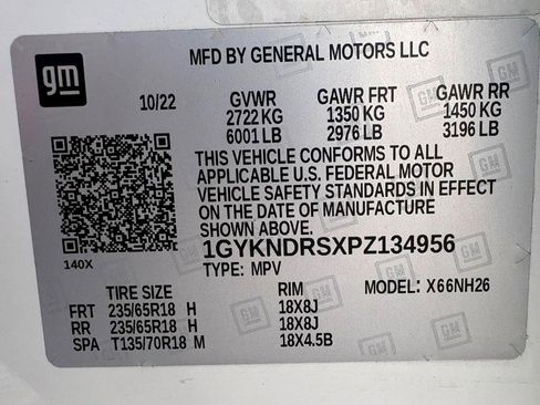 Used 2023 Cadillac XT5 Premium Luxury w/ LPO, Floor Liner Package image 34