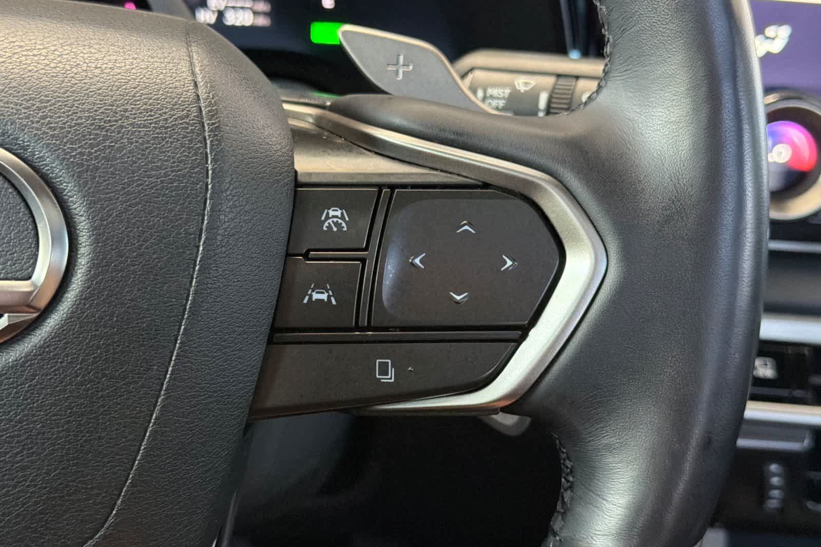 Certified 2024 Lexus RX 450h AWD w/ Convenience Package image 28