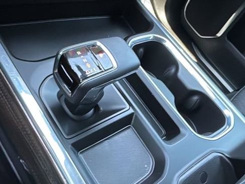 Used 2024 Chevrolet Silverado 1500 LT Trail Boss w/ Protection Package image 29