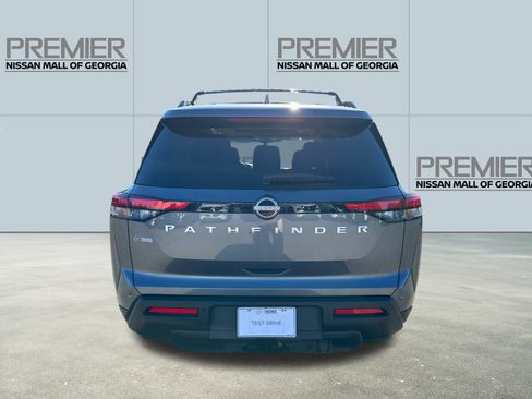 New 2025 Nissan Pathfinder SV w/ SV Premium Package image 6