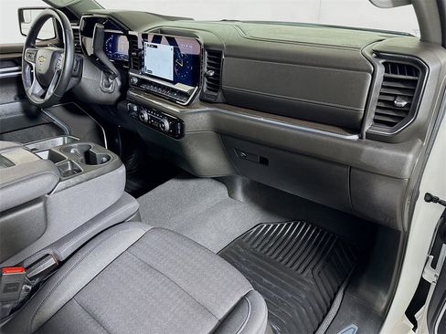 Certified 2025 Chevrolet Silverado 1500 LT image 27