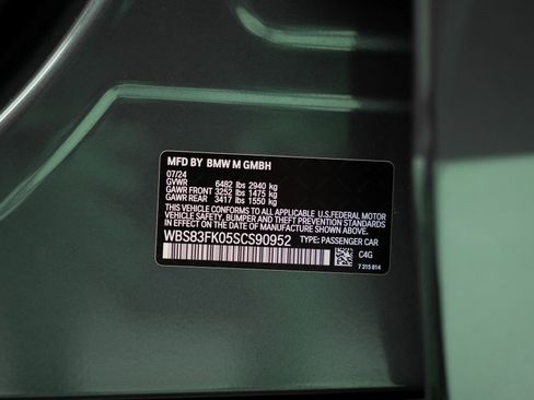 Used 2025 BMW M5 w/ Carbon Package image 63