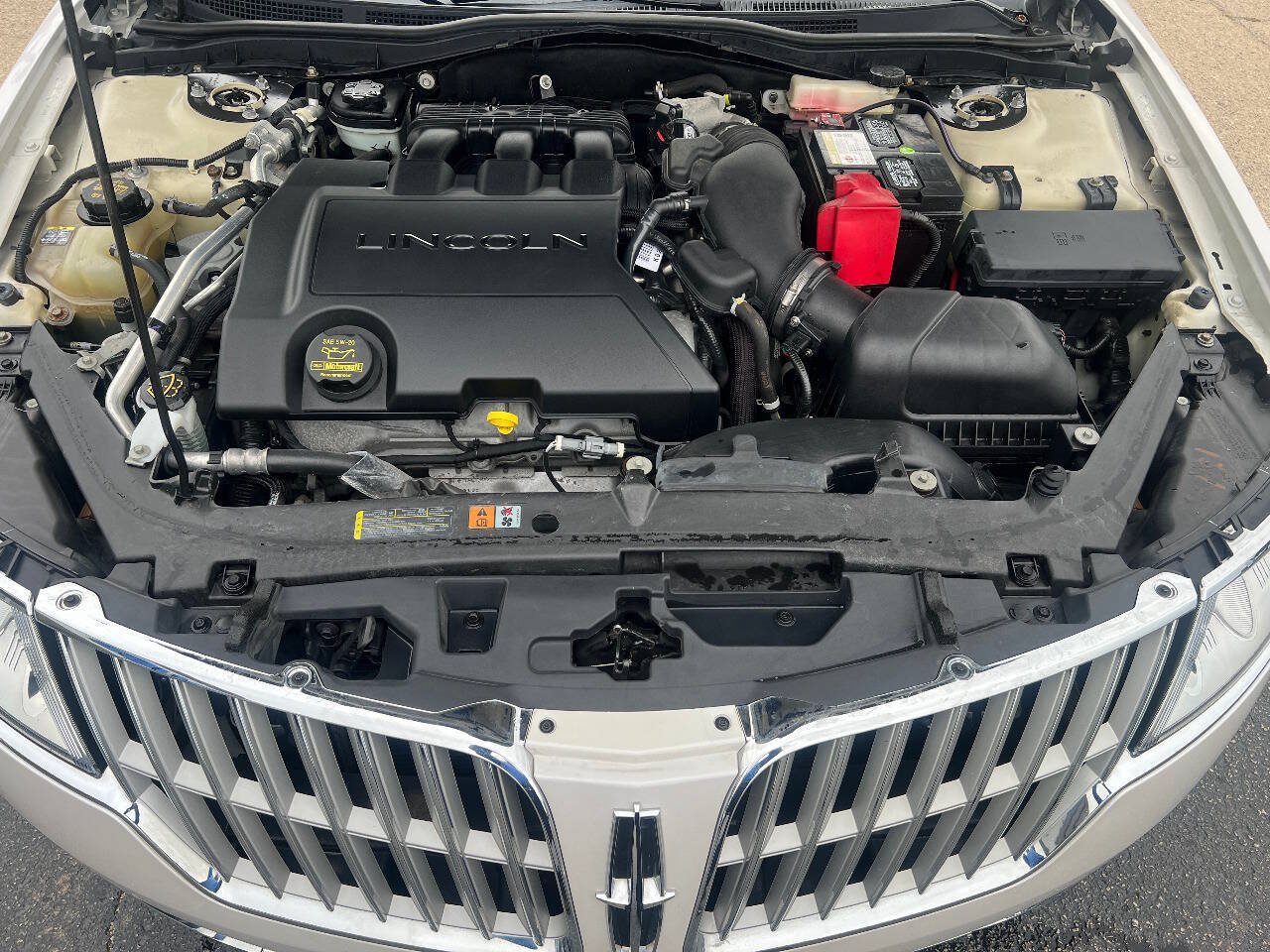 Used 2010 Lincoln MKZ FWD image 39