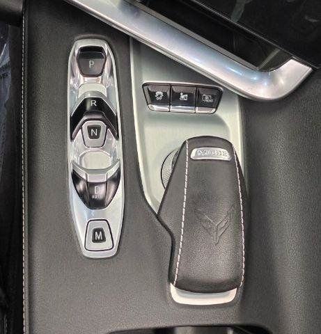 Used 2025 Chevrolet Corvette Stingray Preferred Cpe w/ Z51 Performance Package RWD image 28