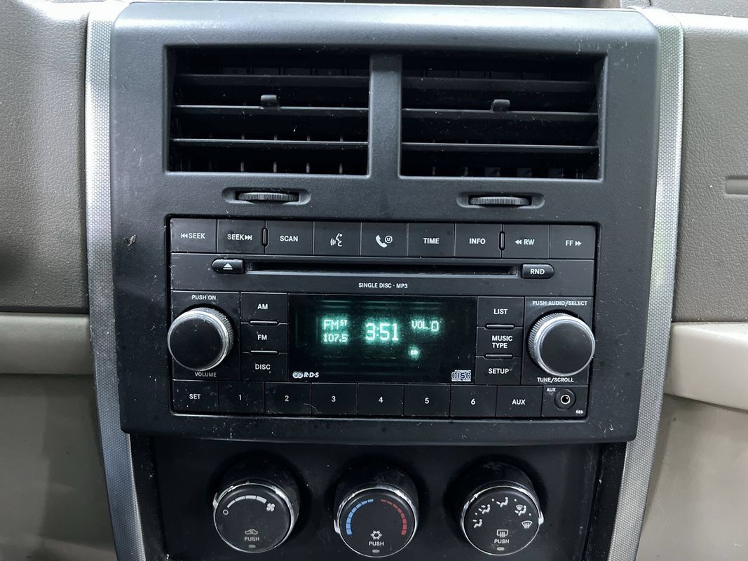 Used 2008 Jeep Liberty Sport w/ Popular Equipment Group AWD/4WD image 21