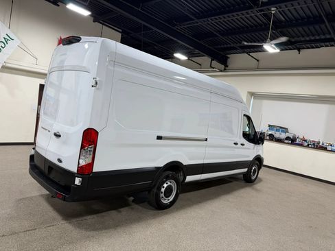 Used 2023 Ford Transit 250 148 High Roof Extended RWD image 15