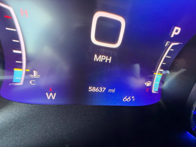 Used 2022 Chrysler Pacifica Touring-L w/ Uconnect Theater Family Group FWD image 24