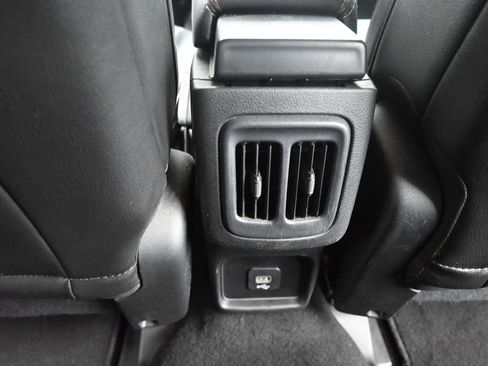 Used 2020 Jeep Compass Latitude image 16