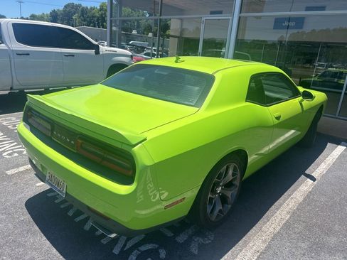 Used 2015 Dodge Challenger R/T Plus RWD image 6