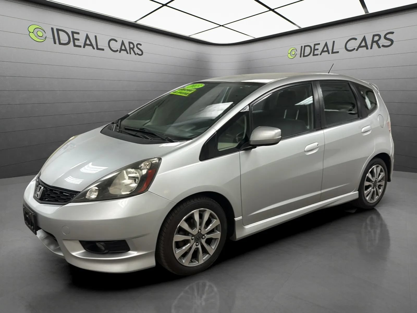 Used 2013 Honda Fit Sport image 1