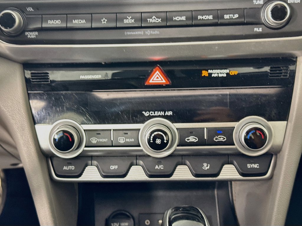 Used 2019 Hyundai Elantra Value Edition FWD image 18