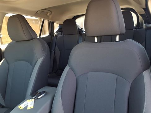 Certified 2025 Subaru Crosstrek 2.0i Premium image 24