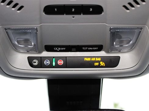 Used 2023 GMC Terrain AT4 image 24