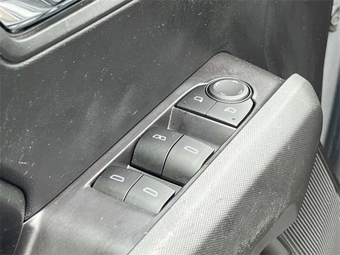 Used 2023 Chevrolet Colorado LT w/ LT Convenience Package image 24