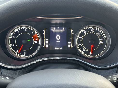 Used 2021 Jeep Cherokee Latitude image 21