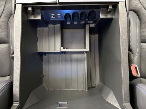 Used 2023 Toyota Tundra Platinum w/ Advanced Package image 35