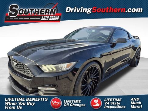 Used 2017 Ford Mustang Coupe image 1