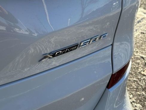 Certified 2026 BMW X5 xDrive50e w/ Executive Package image 18