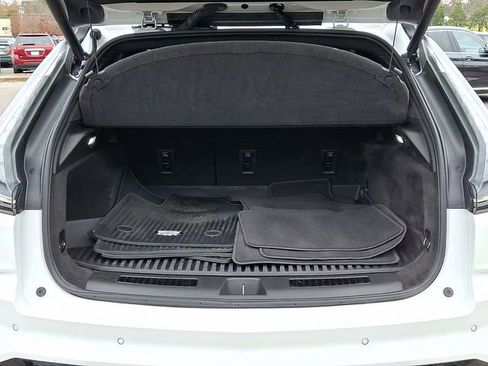 Used 2024 Cadillac XT4 Sport w/ Cold Weather Package image 39