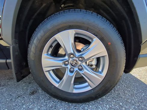 Certified 2025 Toyota RAV4 XLE image 11