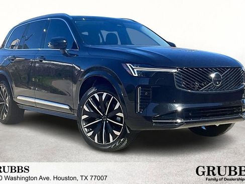 Used 2025 Volvo XC90 B6 Plus image 1