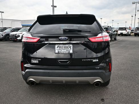 Used 2019 Ford Edge Titanium w/ Cold Weather Package AWD/4WD image 7