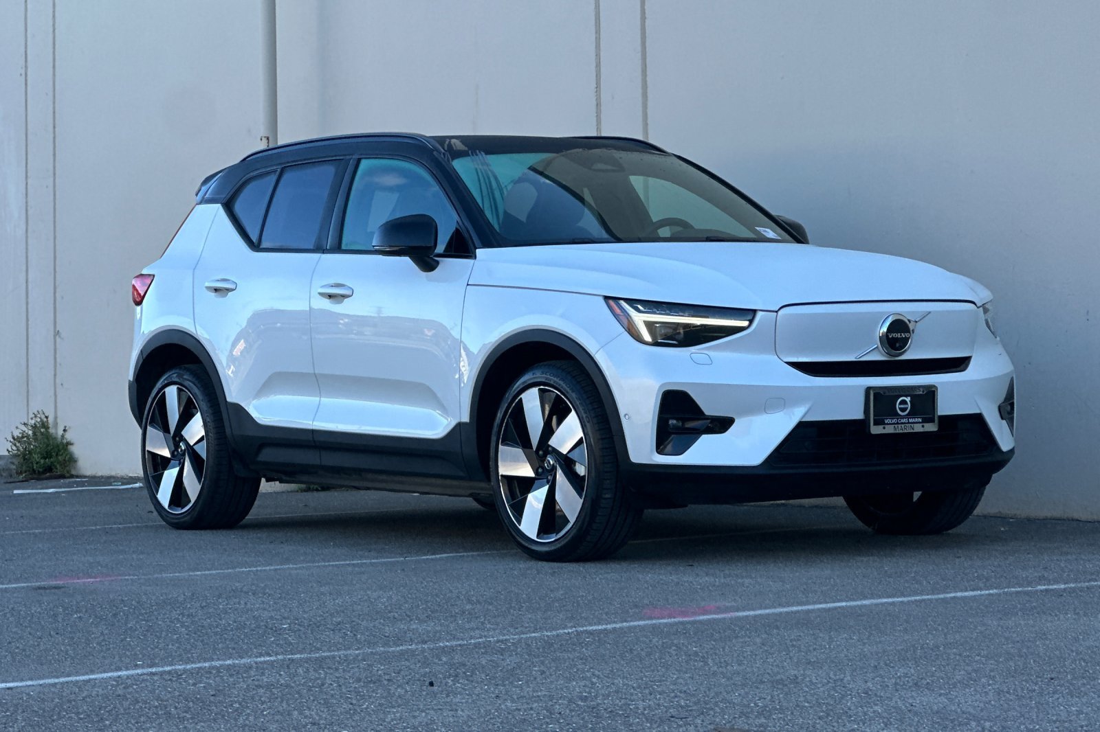 Certified 2023 Volvo XC40 Recharge Ultimate w/ Protection Package Premier AWD/4WD image 10