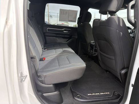 Used 2022 RAM 1500 Big Horn AWD/4WD image 17