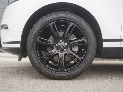 Used 2020 Land Rover Range Rover Velar S image 32