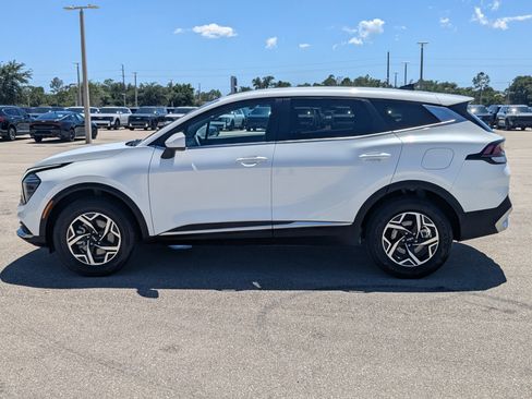 Certified 2025 Kia Sportage LX AWD/4WD image 8