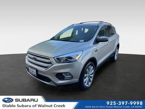 Used 2018 Ford Escape Titanium image 1