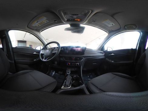 Used 2025 Buick Encore GX Preferred FWD image 42
