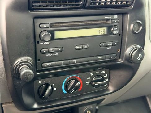 Used 2011 Ford Ranger Sport RWD image 11