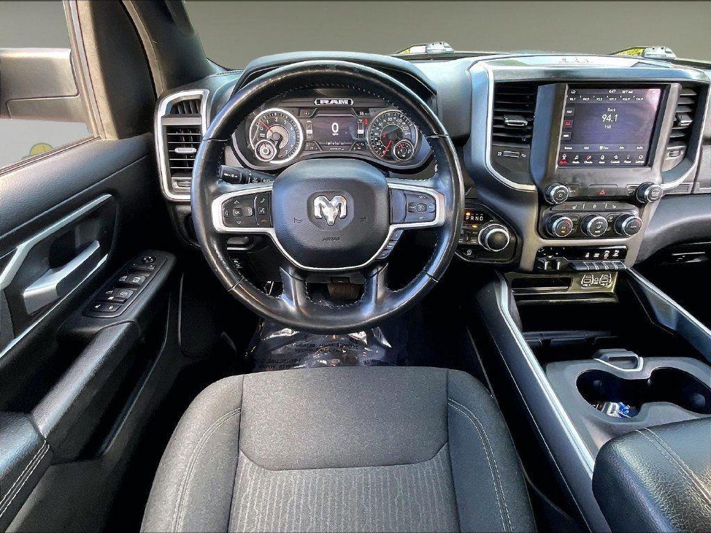 Used 2020 RAM 1500 Big Horn AWD/4WD image 16