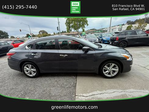 Used 2013 Nissan Altima 2.5 SV FWD image 4
