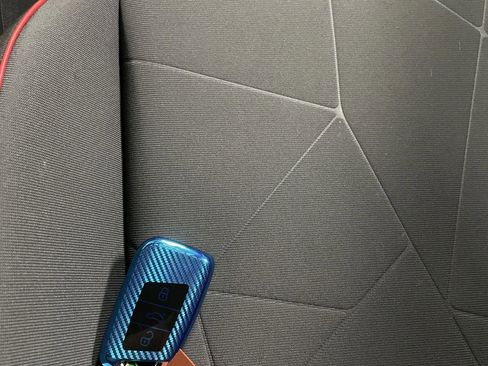 Used 2024 Volkswagen Jetta GLI 40th Anniversary Edition image 26