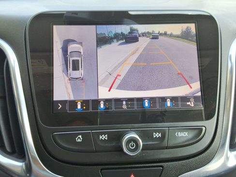 Used 2021 Chevrolet Equinox Premier FWD image 16