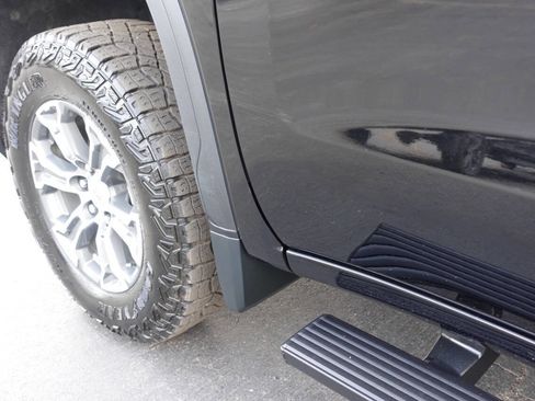 Used 2023 GMC Sierra 1500 Pro w/ Pro Value Package image 12