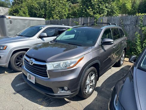 Used 2015 Toyota Highlander Limited AWD/4WD image 3