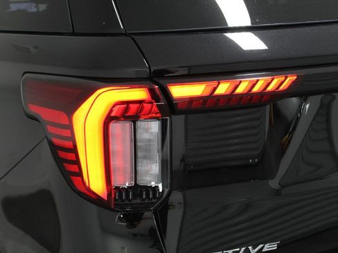 New 2026 Ford Explorer Active image 52