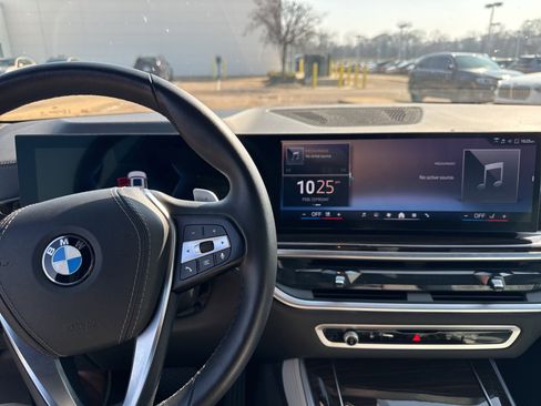 Certified 2024 BMW X5 sDrive40i w/ Parking Assistance Package image 17