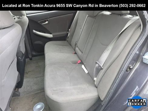 Used 2014 Toyota Prius Two image 11