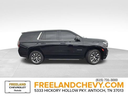 Used 2022 Chevrolet Tahoe LT w/ LT Signature Plus Package AWD/4WD image 2