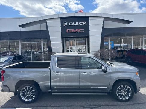 Used 2023 Chevrolet Silverado 1500 High Country AWD/4WD image 3