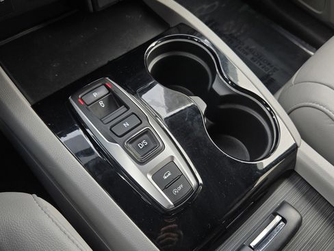 Used 2022 Honda Pilot Touring image 21