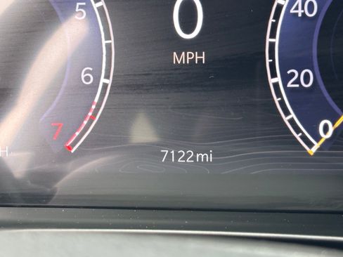 Used 2025 Jeep Grand Cherokee L Altitude AWD/4WD image 24